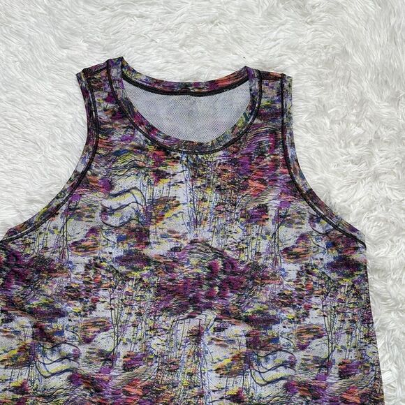 lululemon athletica Abstract Pattern Muscle Tee - Picture 5 of 7